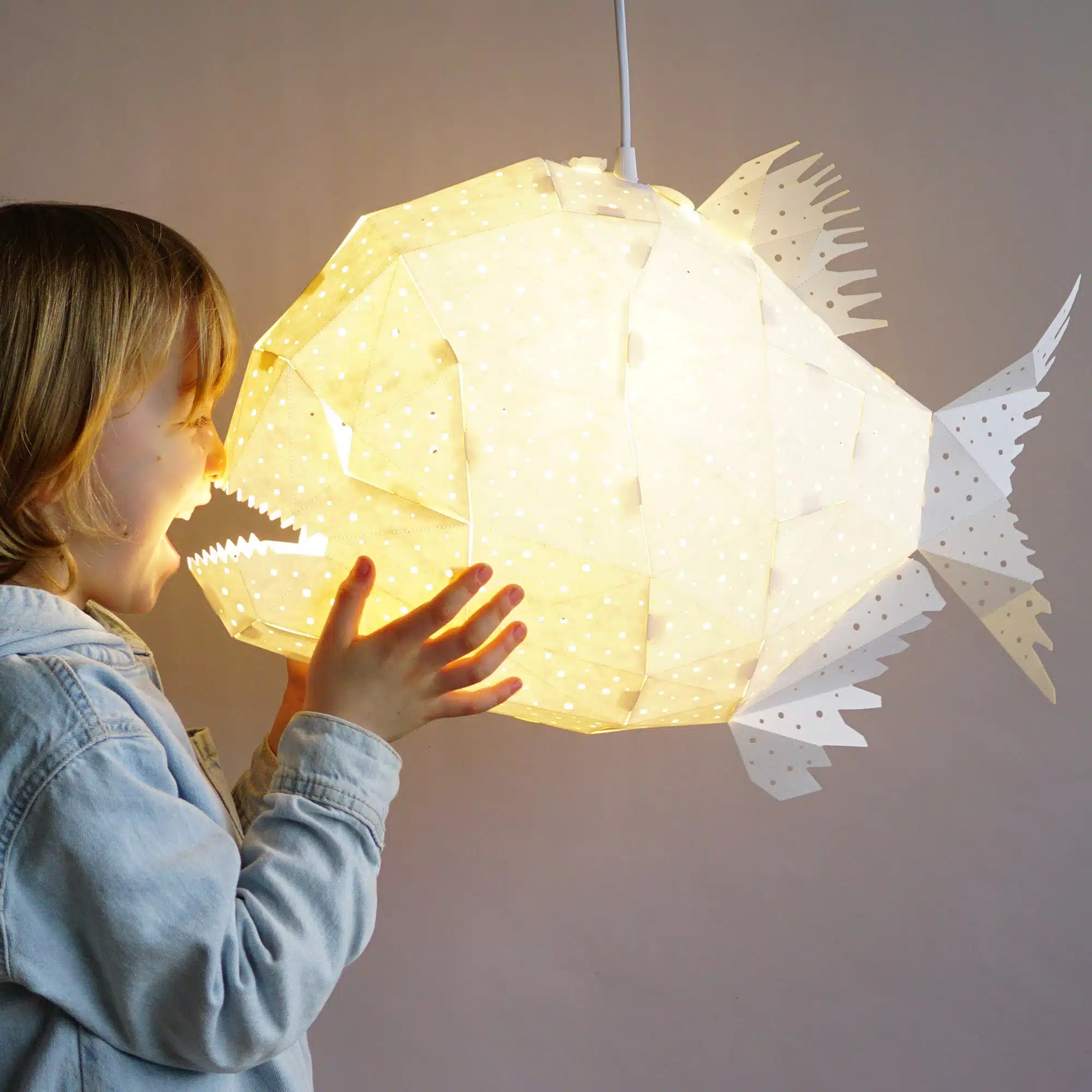 Glowfish – Fisch-Pendelleuchte, Weiß – weitere Ansicht