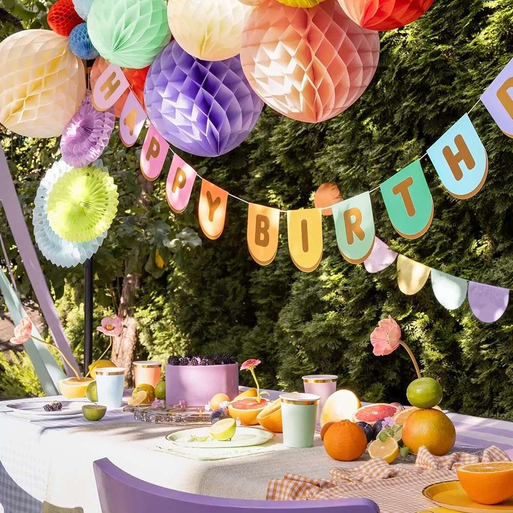 Happy Birthday Girlande, Pop