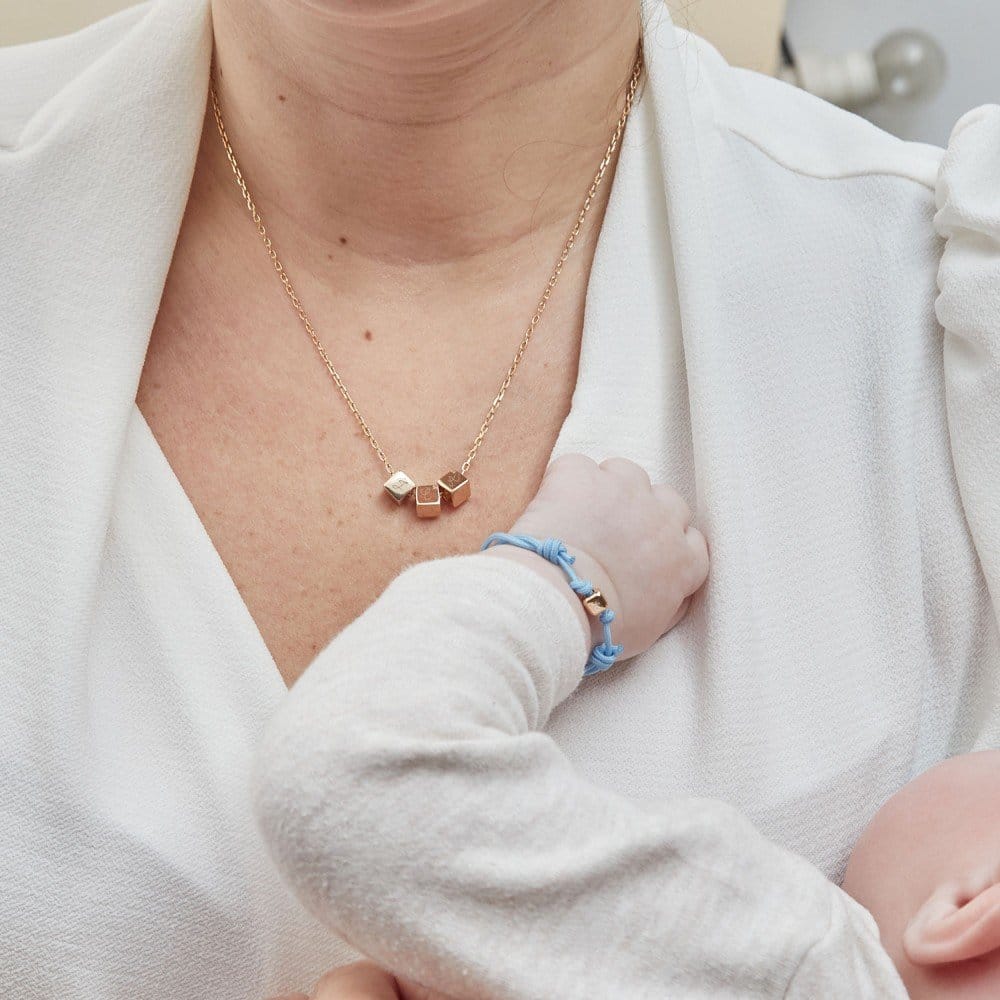 Personalisiertes Würfel Armband in 18kt Vergoldung