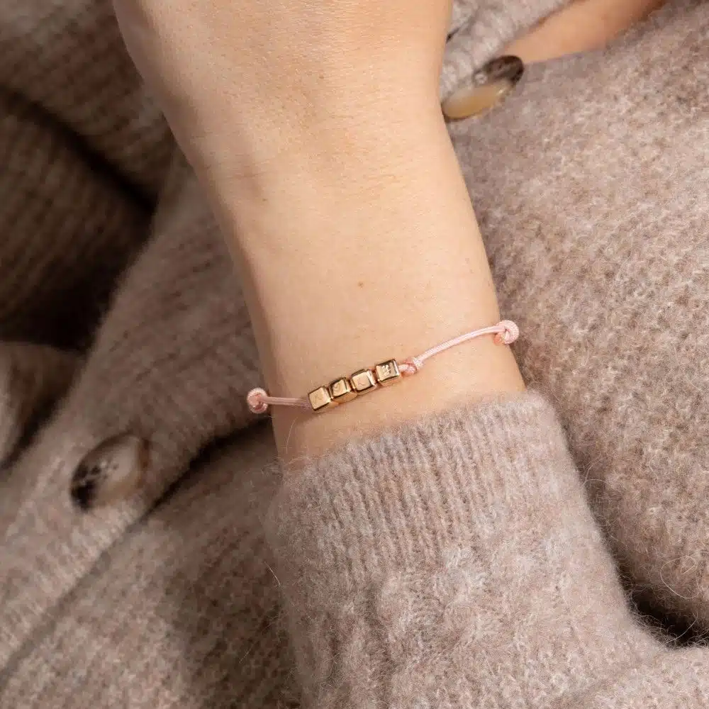 MerciMaman_wuerfel_armband2