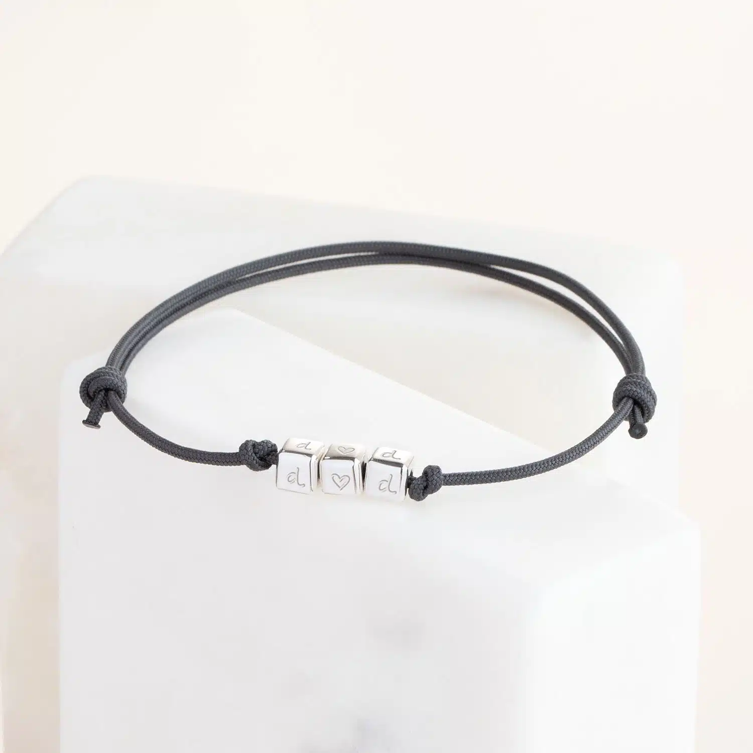 MerciMaman_wuerfel_armband_men3