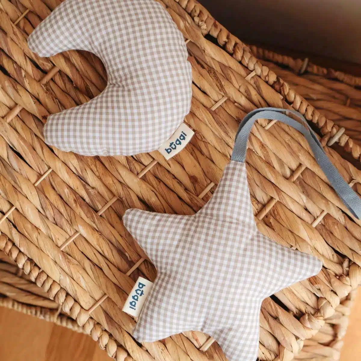 Babyspielzeug Mond & Stern, Grau