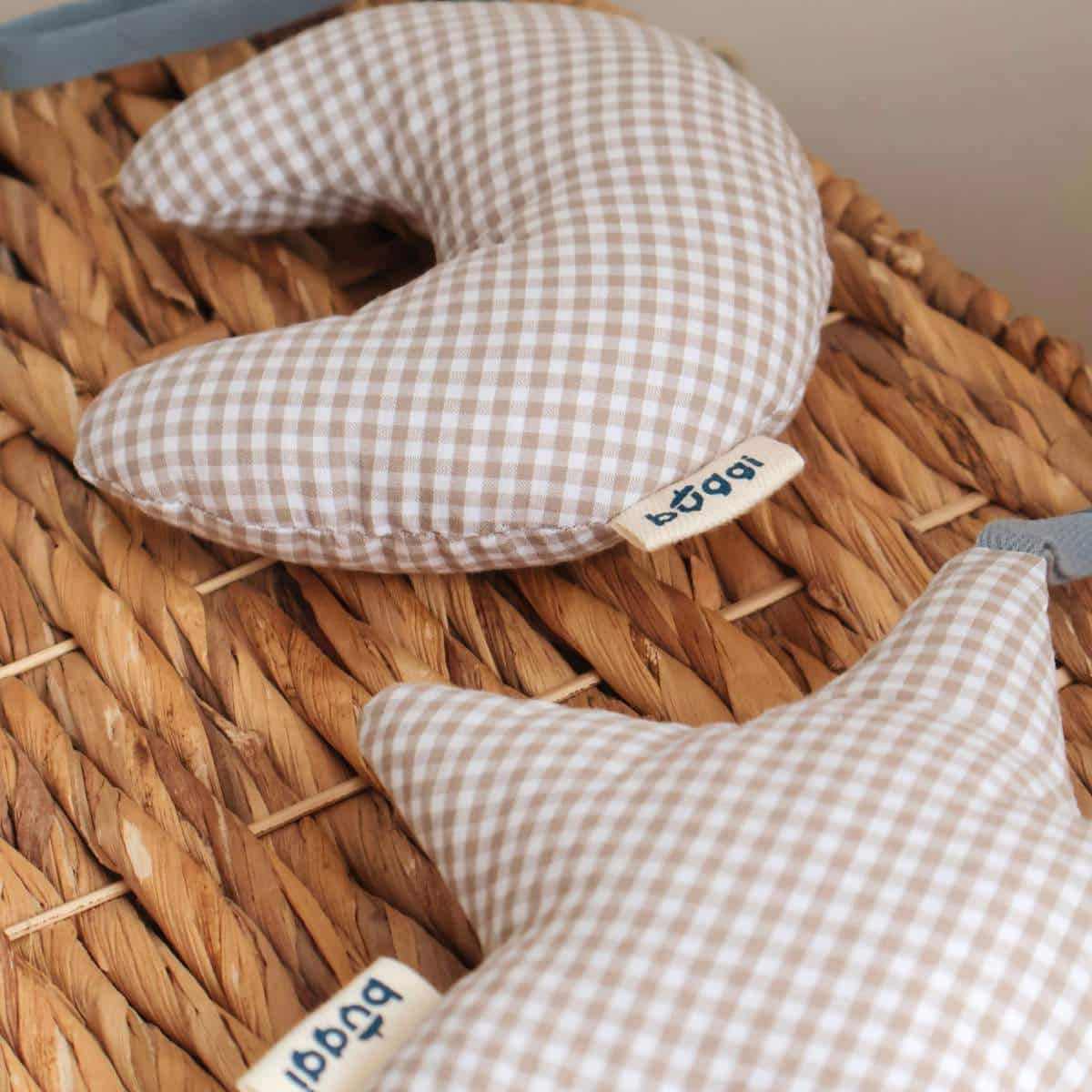 Babyspielzeug Mond & Stern, Grau