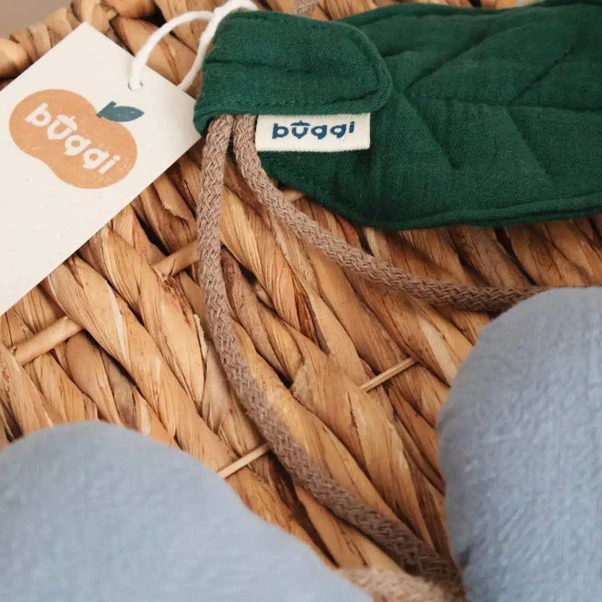 Kirschen Dekoration, Blau & Grün